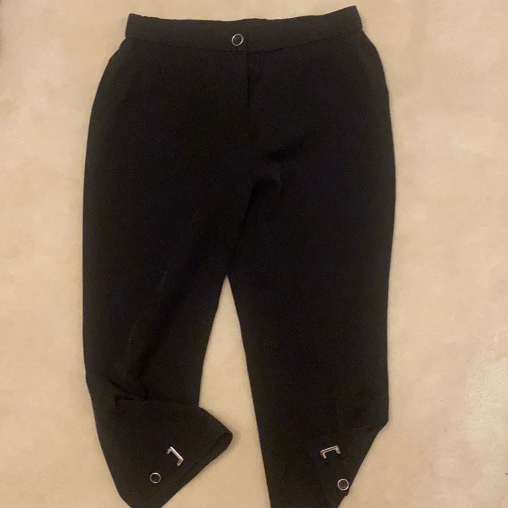Women’s dressy capris size 10